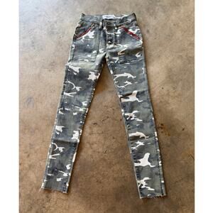 Étienne Marcel Structured Camo Cargo Slim Fit Jeans — Red Zipper Detail Sz. 24